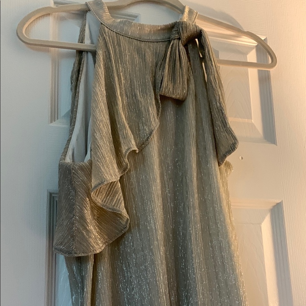 Elegant Metallic Dress with Ruffle Detail